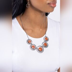 Elliptical Effervescence Necklace
